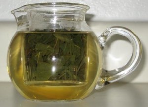 Small_pot_of_oolong_tea